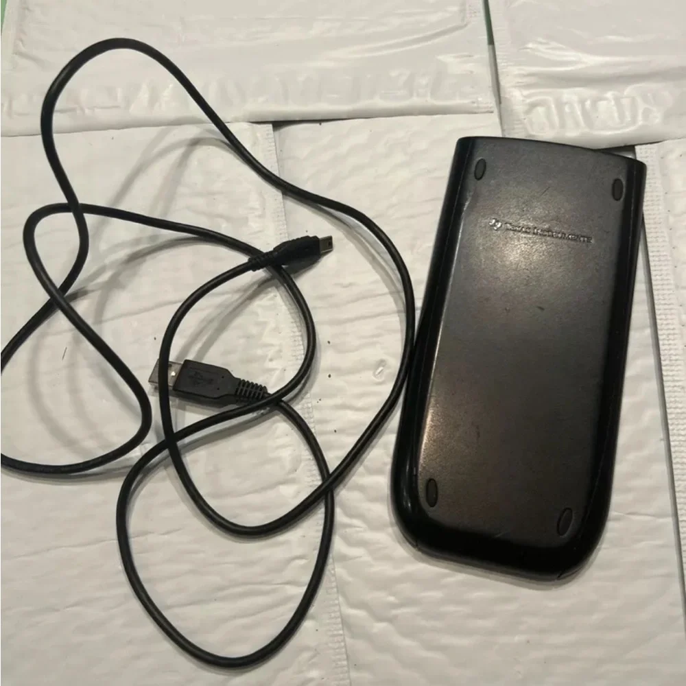 Texas Instruments TI-84 Plus C Ti 89 Graphing Calculator Cover Cable ONLY Black